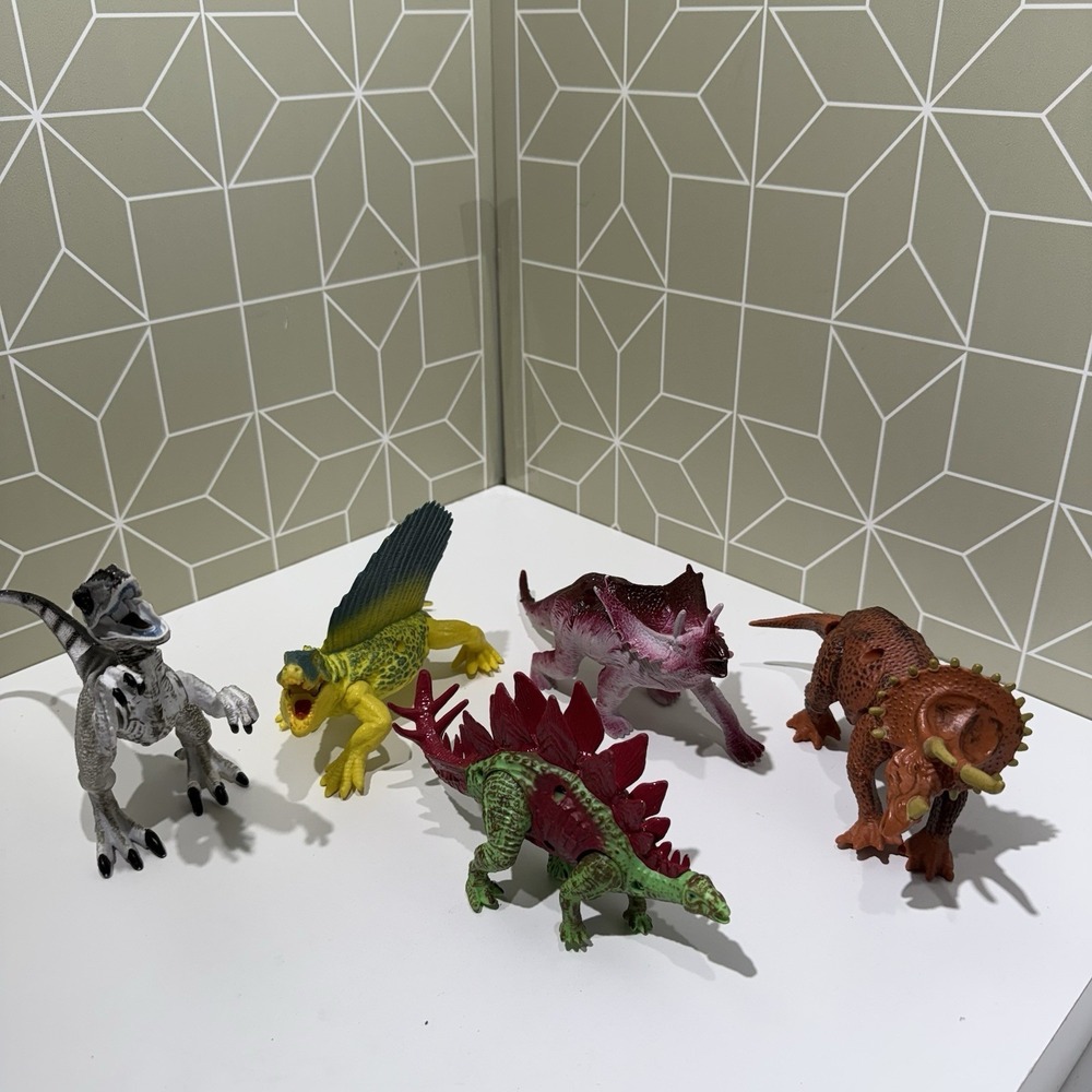 5 Pc DINOSAUR Hard Plastic Figures Toys Multi Color Used Unbranded Set Lot Cute